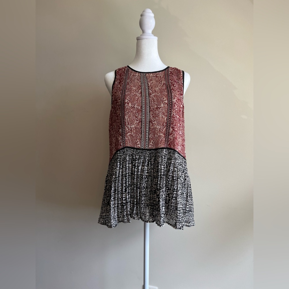 Dainel Rainn Women's Small Sleeveless Frill Peplum Paisley Patterned Blouse